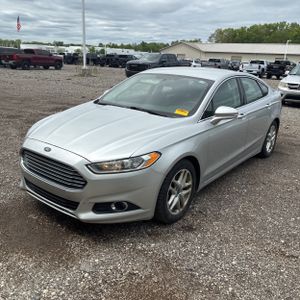 FORD FUSION SE - 1