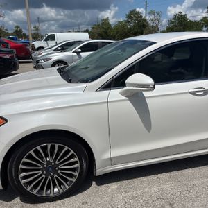 FORD FUSION SE - 2