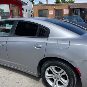 DODGE CHARGER SE - 6