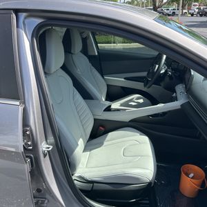 صورة مصغرة 33 لـ 2024 Hyundai ELANTRA LIMITED