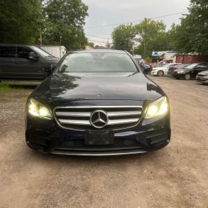 صورة مصغرة 14 لـ 2017 Mercedes-BENZ E-CLASS