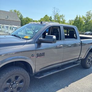 2018 RAM 3500 LARAMIE 照片 2
