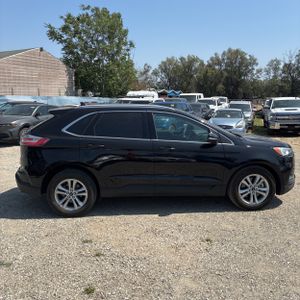 FORD EDGE SEL - 10