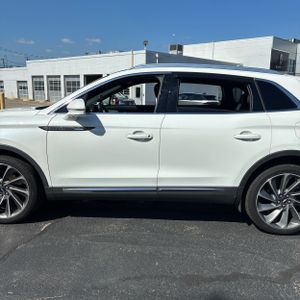 2021 Lincoln NAUTILUS RESERVE 照片 4