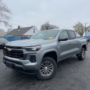 CHEVROLET COLORADO LT - 1