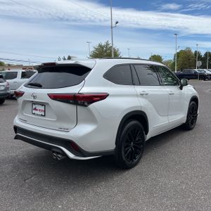 TOYOTA HIGHLANDER - 8