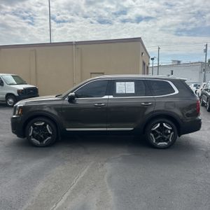 KIA TELLURIDE S - 3