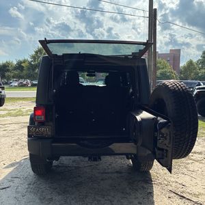 صورة 45 لـ 2017 JEEP WRANGLER UNLIMITED SAHARA