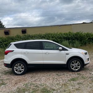 2019 FORD ESCAPE SE — фото 10