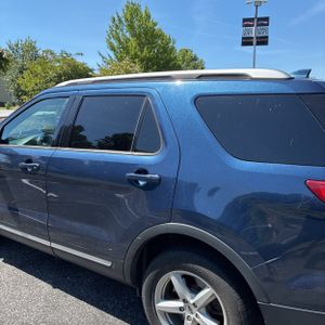 FORD EXPLORER XLT - 6