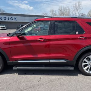 FORD EXPLORER PLATINUM - 4