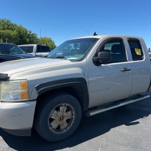 2009 Chevrolet SILVERADO 1500 LT — фото 2