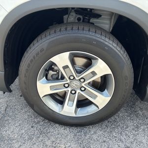 صورة مصغرة 17 لـ 2025 Honda PILOT EX-L