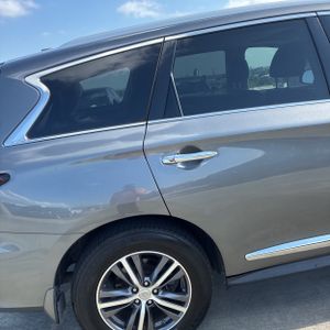 صورة 9 لـ 2019 Infiniti QX60 LUXE