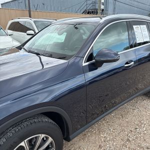 MERCEDES-BENZ GLC - 2