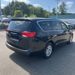 2017 Chrysler PACIFICA TOURING — фото 8