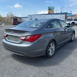 HYUNDAI SONATA GLS - 8