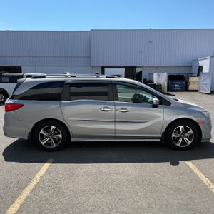 صورة 10 لـ 2018 Honda ODYSSEY TOURING