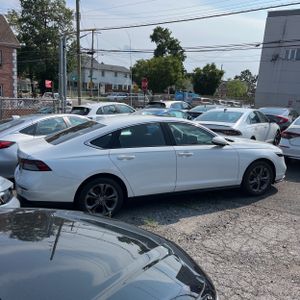 صورة 10 لـ 2023 Honda ACCORD EX