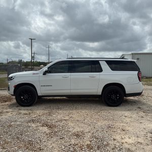 CHEVROLET SUBURBAN Z71 - 3