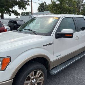 2011 FORD F-150 LARIAT — фото 2