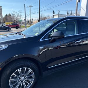 CADILLAC XT5 LUXURY - 2