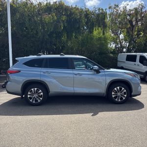 TOYOTA HIGHLANDER - 10