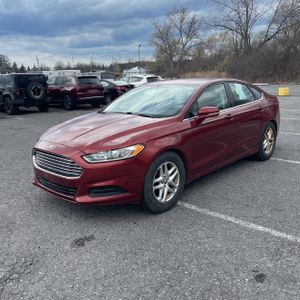 FORD FUSION SE - 1
