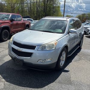CHEVROLET TRAVERSE LT - 1