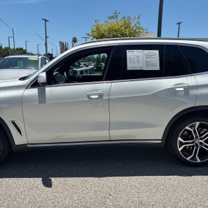 2022 BMW X5 SDRIVE40I — фото 4