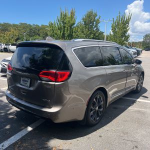 2017 Chrysler PACIFICA LIMITED — фото 8