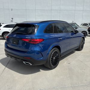 MERCEDES-BENZ GLC - 8