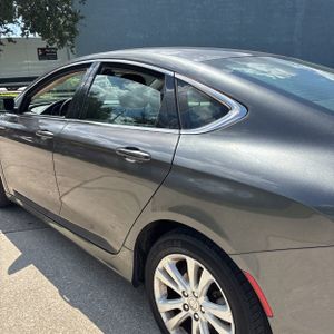 صورة 6 لـ 2016 Chrysler 200 LIMITED