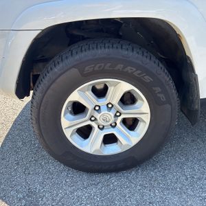 صورة مصغرة 17 لـ 2018 Toyota 4RUNNER SR5 PREMIUM