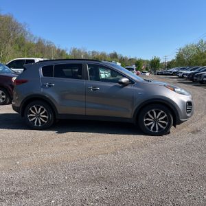 KIA SPORTAGE EX - 10