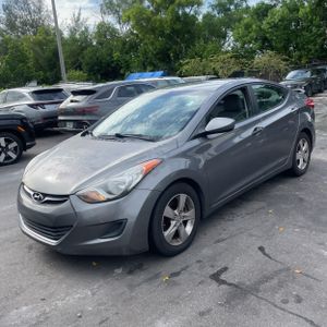 2011 Hyundai ELANTRA GLS 照片 1