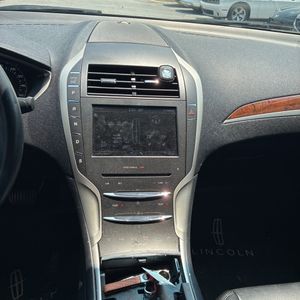 2016 Lincoln MKZ BASE — миниатюра 38