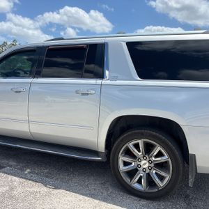 CHEVROLET SUBURBAN LTZ - 6
