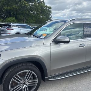 صورة 2 لـ 2023 Mercedes-BENZ GLS