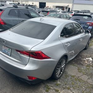 LEXUS IS 200T BASE - 8