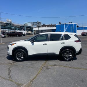 NISSAN ROGUE S INTELLIGENT AWD - 3