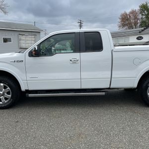 FORD F-150 LARIAT - 4