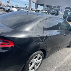 DODGE DART SXT - 9