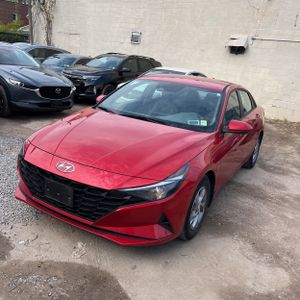 HYUNDAI ELANTRA SE - 1