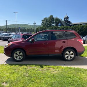 صورة 3 لـ 2015 Subaru FORESTER 2.5I PREMIUM