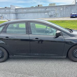 صورة مصغرة 11 لـ 2014 FORD FOCUS S