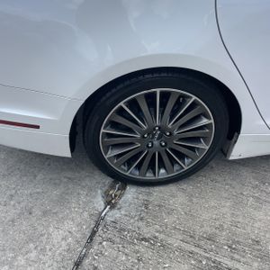 صورة مصغرة 19 لـ 2016 Lincoln MKZ BASE