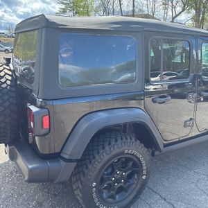JEEP WRANGLER WILLYS 4XE - 9
