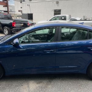 صورة 3 لـ 2019 Hyundai ELANTRA SEL