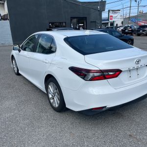 2021 Toyota CAMRY LE 照片 5